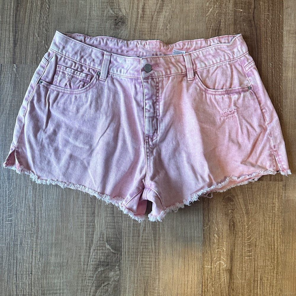 Time and Tru - Pink high waisted‎ denim shorts - Size 14